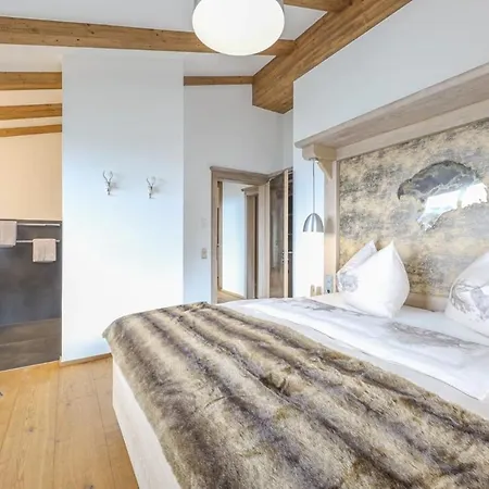2br Penthousse - Thurn Pass Apartament *
